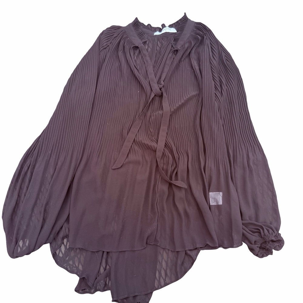 Pampelone Pleated Tie Neck Blouse